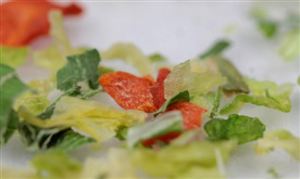 2025年我國脫水蔬菜產(chǎn)量達62.37萬噸 中國脫水蔬菜發(fā)展前景及競爭格局分析
