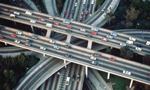 城市軌道交通是城市交通環(huán)保化必有途徑 2022中國交通運(yùn)輸行業(yè)發(fā)展趨勢(shì)及規(guī)模分析