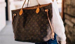 一夜?jié)q幅54% 基金跑不過(guò)LV 奢侈品行業(yè)市場(chǎng)規(guī)模分析