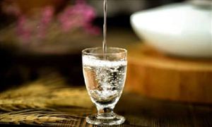 白酒行業(yè)市場(chǎng)產(chǎn)量如何？白酒行業(yè)市場(chǎng)營(yíng)銷模式發(fā)展趨勢(shì)分析
