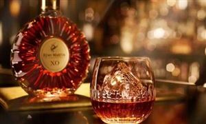 中國洋酒品牌進口市場發(fā)展現(xiàn)狀分析 全國釀酒行業(yè)企業(yè)規(guī)模