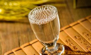 白酒股領(lǐng)跌 2023白酒行業(yè)的未來發(fā)展前景怎么樣