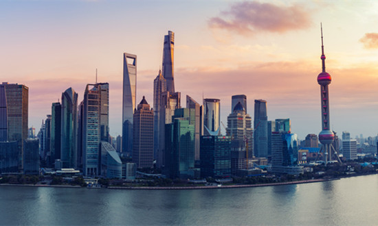上海：建設(shè)數(shù)據(jù)要素產(chǎn)業(yè)創(chuàng)新高地 力爭2025年產(chǎn)業(yè)規(guī)模達(dá)5000億元