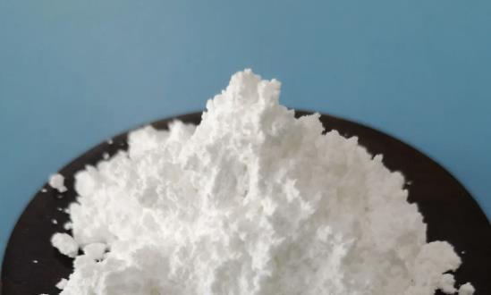 國內電池級碳酸鋰最新行情 碳酸鋰市場發(fā)展空間大