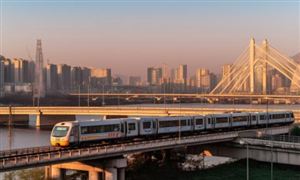 2023城市公共交通行業(yè)調(diào)研：我國城市公共交通年客運量達547億人次