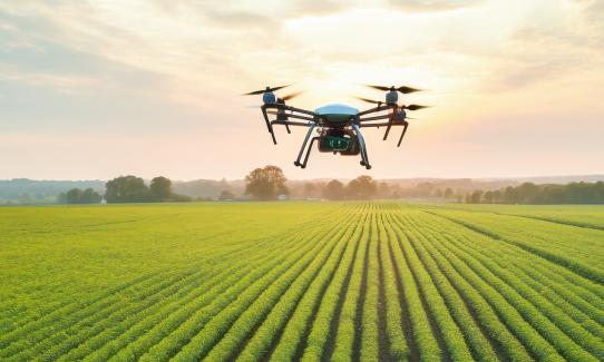2023年國內(nèi)農(nóng)業(yè)植保無人機(jī)行業(yè)發(fā)展分析 預(yù)計2026年農(nóng)業(yè)機(jī)器人市場規(guī)模將達(dá)到10.44億元