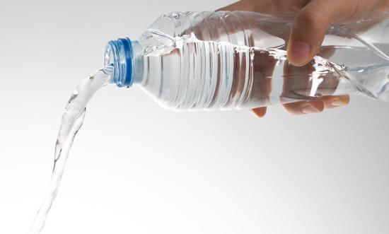 包裝飲用水市場投資前景分析：水源地是核心競爭力 2元水預(yù)計仍會是主流價格區(qū)間