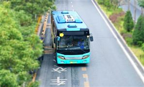 截至2022年底全國(guó)城市公交車輛數(shù)量達(dá)70.3萬輛 城市公交行業(yè)發(fā)展面臨的挑戰(zhàn)分析