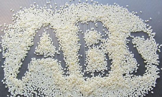 ABS行業(yè)發(fā)展環(huán)境與市場分析：ABS產(chǎn)業(yè)產(chǎn)業(yè)鏈向“軟硬結(jié)合”與“產(chǎn)服融合”方向發(fā)展