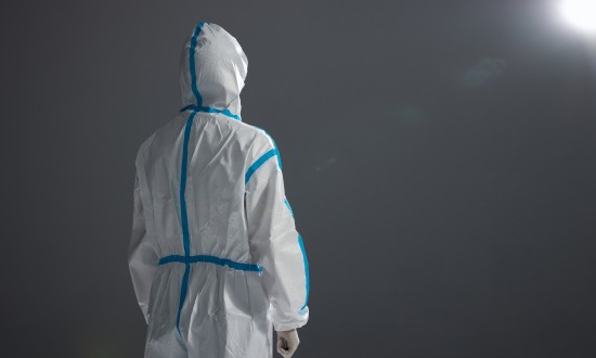 2024年醫(yī)用防護(hù)服產(chǎn)業(yè)鏈結(jié)構(gòu)分析及行業(yè)發(fā)展趨勢(shì)