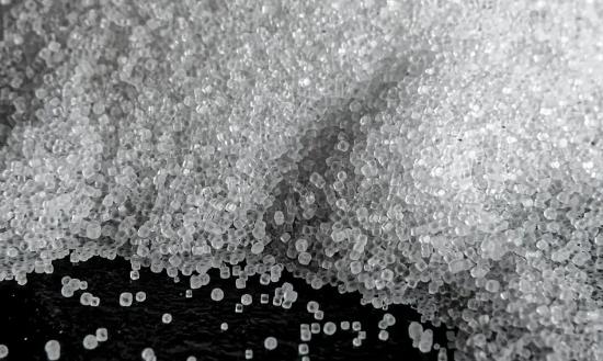 碳酸鋰電解質(zhì)行業(yè)深度調(diào)研與發(fā)展趨勢(shì)：合力推動(dòng)國產(chǎn)電解液增長