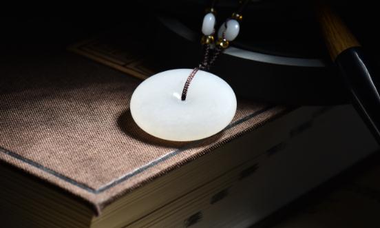 中國(guó)玉石行業(yè)深度調(diào)研 玉石市場(chǎng)銷售渠道不斷拓寬