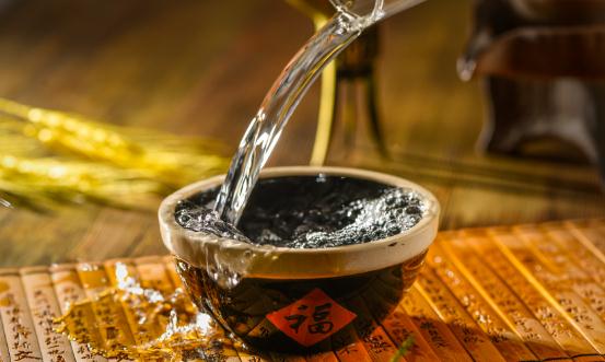 中國(guó)中低端白酒行業(yè)深度調(diào)研 市場(chǎng)需求有望進(jìn)一步擴(kuò)大
