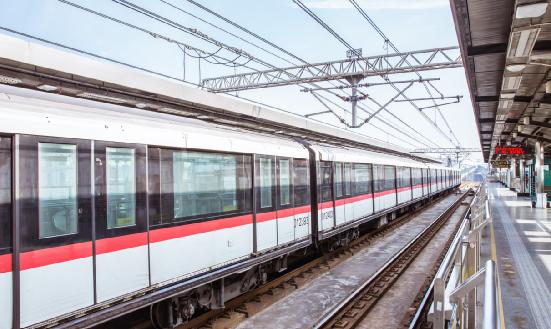 2023年中國鐵路行業(yè)發(fā)展現(xiàn)狀、競爭格局及未來發(fā)展趨勢與前景分析