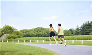 2024年體育用品行業(yè)市場調(diào)查研究 全球體育用品市場規(guī)模預(yù)計將達到1.2萬億美元