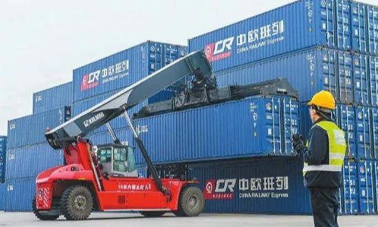 貨運代理行業(yè)市場投資環(huán)境：跨境電商加速推進(jìn)國際貿(mào)易迅速發(fā)展