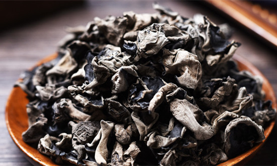 木耳產(chǎn)業(yè)種植面積、產(chǎn)量及發(fā)展現(xiàn)狀分析