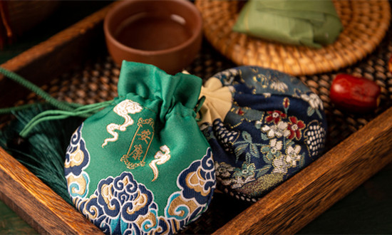 織錦工藝品行業(yè)發(fā)展分析及未來市場趨勢