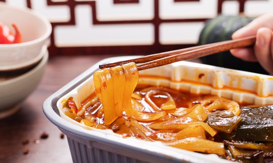 2024年自熱食品行業(yè)的市場(chǎng)發(fā)展現(xiàn)狀?及投資潛力分析