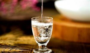 醬香型白酒產(chǎn)業(yè)現(xiàn)狀及未來發(fā)展趨勢分析報(bào)告 茅臺部分省份暫停企業(yè)客戶1499價(jià)格購酒申請