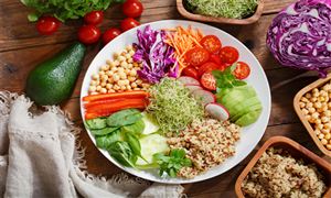2025年素食食品供需格局分析：生產(chǎn)端變革與消費(fèi)端升級(jí)