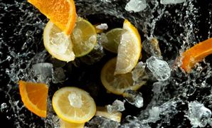 2025年中國功能飲料行業(yè)：健康需求驅(qū)動(dòng)下的賽道重構(gòu)與增長新引擎